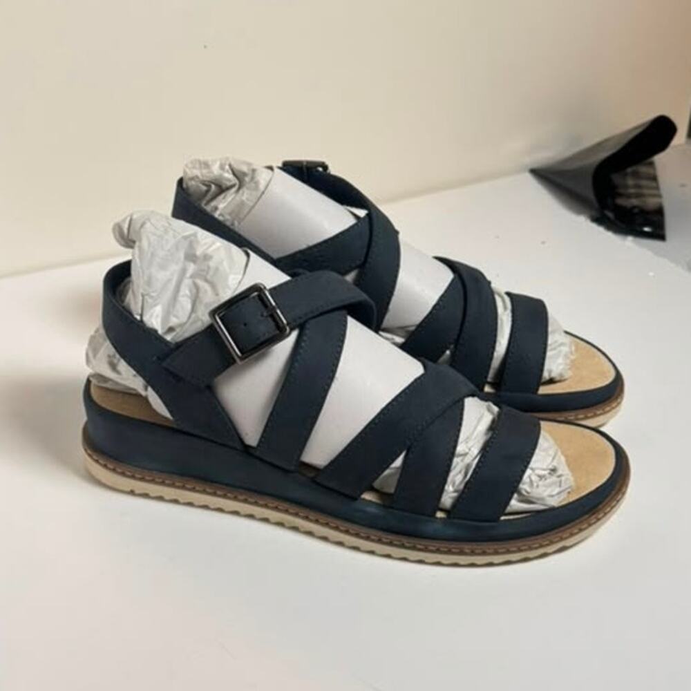 Easy Street Womens Madeline Wedge Sandals, Navy 9.5M.